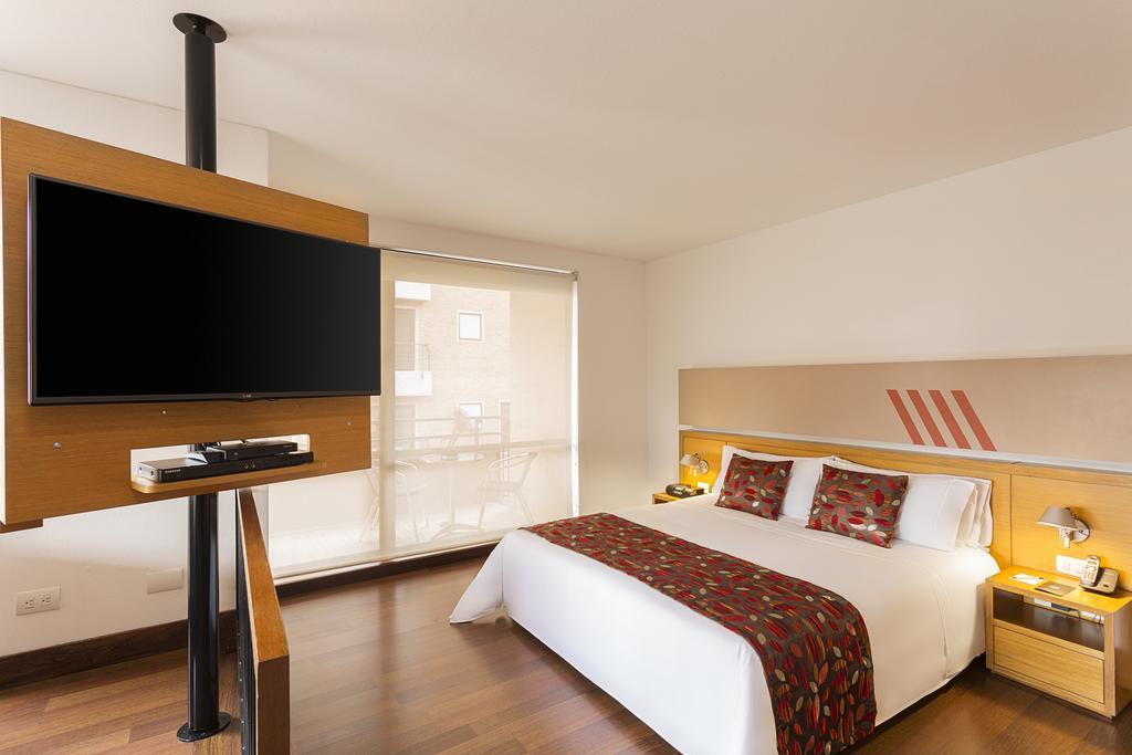 Hotel Bh La Quinta بوغوتا المظهر الخارجي الصورة